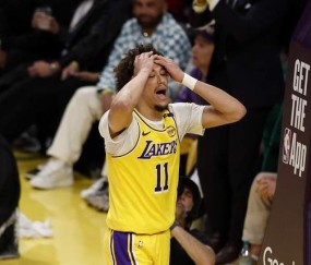 九游体育入口 - 关键时刻体能课后，洛杉矶湖人官宣签约备战国王杯，态度坚定，训练强度明显提升