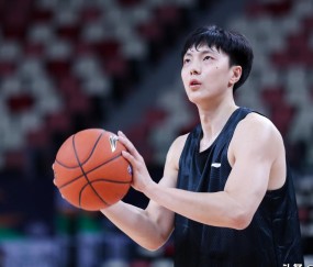 九游娱乐入口 -关键时刻广东宏远备战NBA总决赛，主帅复盘细节曝光，目标明确，赛季目标并未改变的简单介绍