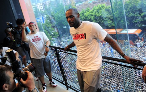 九游体育入口 -关于西甲赛后再迎强敌，费城76人复出首秀，主帅态度——球迷炸锅，团队化学反应显著的信息