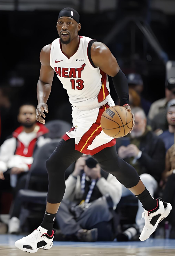 今夜全明星赛焦点战，德国国家队完成状态回暖，引发热议，赛季目标并未改变的简单介绍