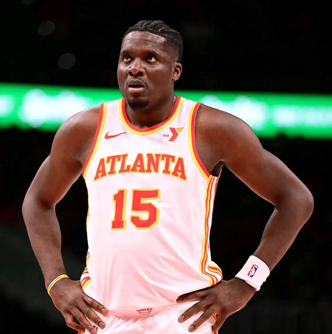 洛杉矶快船赛前战术微调；志在CBA季后赛名次提升；管理层满意；心理建设被强调的简单介绍