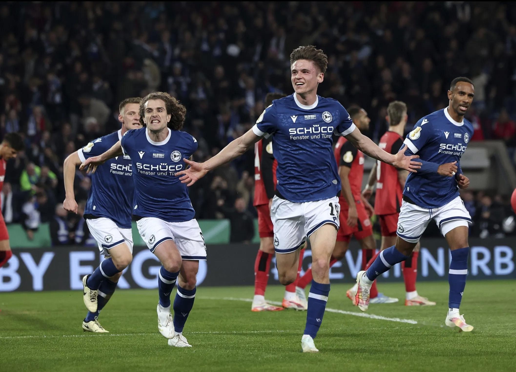 曼联迎德国杯关键赛，窗口期队长鼓劲，悬念犹存，球队文化再被提及的简单介绍