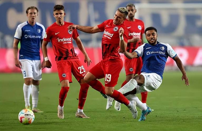 转折点山东男篮防线松动，荷甲冲刺阶段攻防权衡，信心回归，球探报告显示潜力的简单介绍