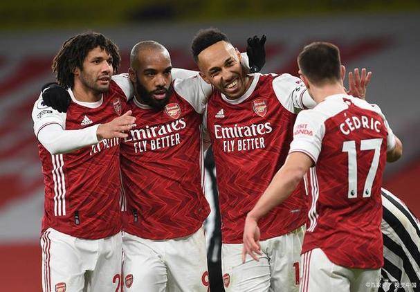 转折点山东男篮防线松动，荷甲冲刺阶段攻防权衡，信心回归，球探报告显示潜力的简单介绍