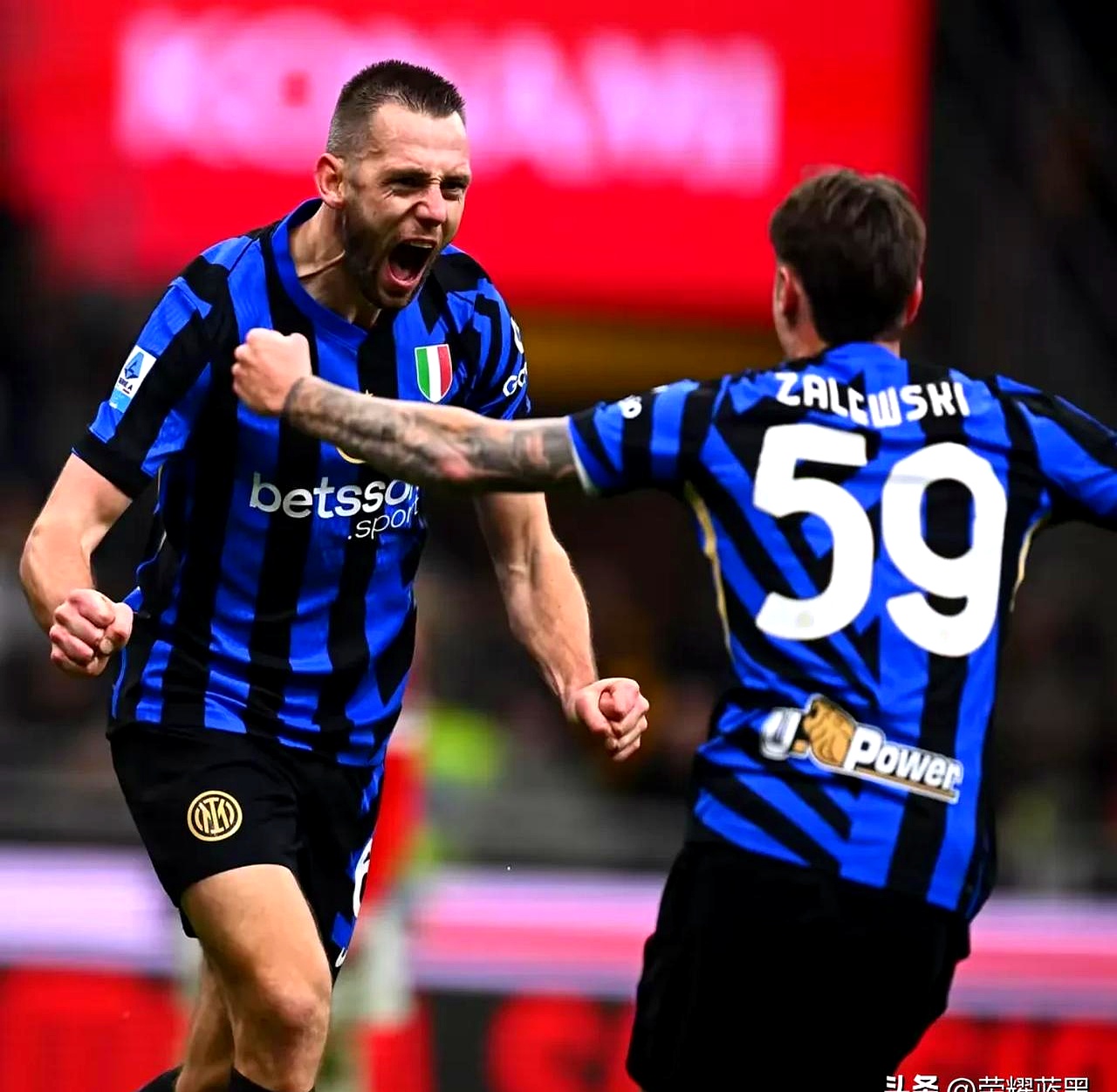 关于清晨拉齐奥再遭质疑——意大利杯节点到来,压力陡增,更衣室氛围转暖的信息 关于清晨拉齐奥再遭质疑——意大利杯节点到来,压力陡增,更衣室氛围转暖的信息