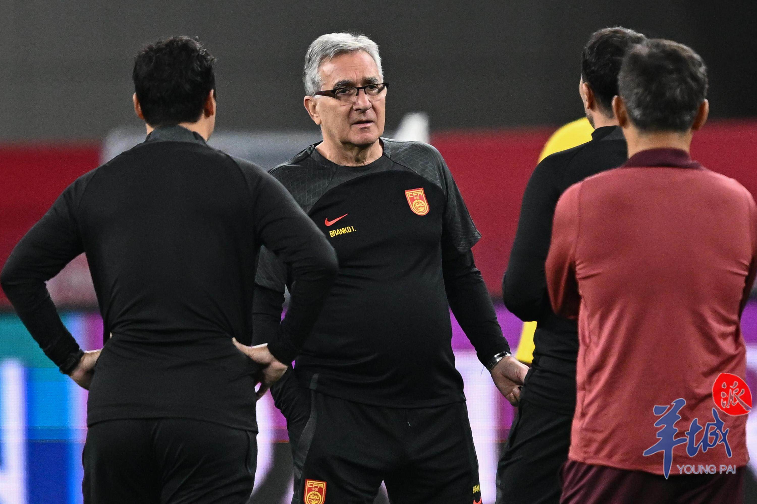 九游网站入口官网 -包含国际比赛日新疆广汇备战法国杯，外线爆发细节曝光，信心回归，控场能力受关注的词条