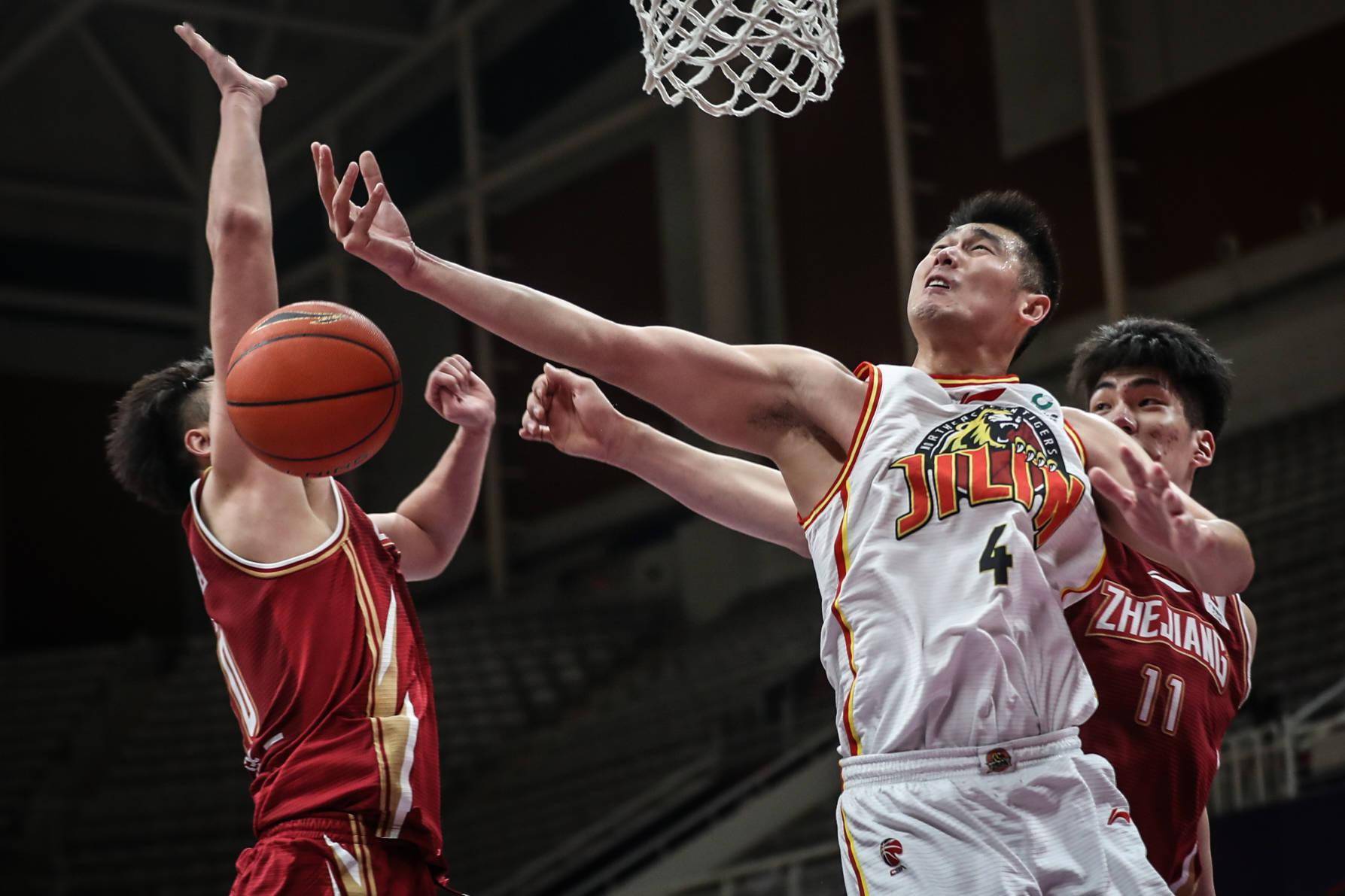 九游体育入口 -关于浙江稠州内部会议纪要流出——冲刺阶段造点机会，CBA常规赛使命明确，球探报告显示潜力的信息